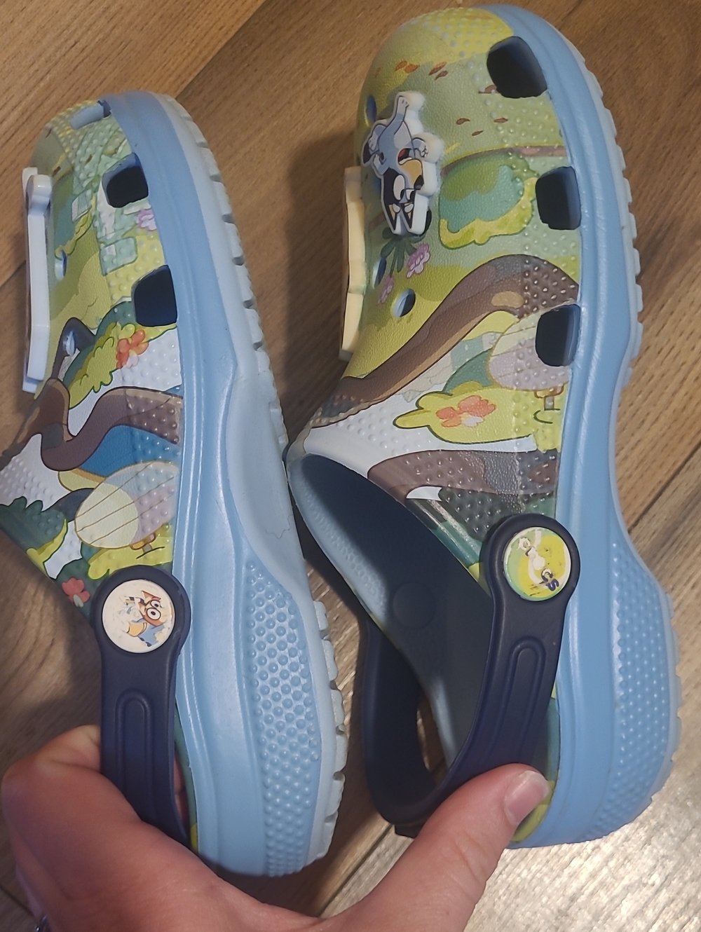 Crocs Bluey Clogs - Picture 6 of 8